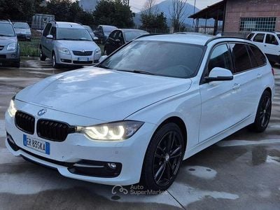 Begagnad BMW 320 Sport Line 186 HK (136 kW) 2013 Vit Kombi