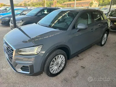 Usata Audi Q2 Design 150 CV (110 kW) 2017 Grigio SUV