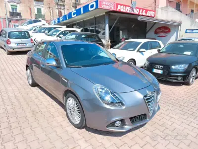 Usata Alfa Romeo Giulietta 105 CV (77 kW) 2014 Grigio Utilitaria