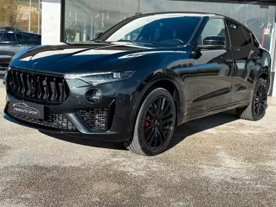 Usata Maserati Levante 350 CV (257 kW) 2021 Nero SUV