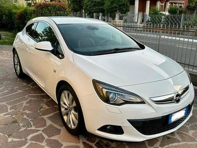 usata Opel Astra GTC - versione J