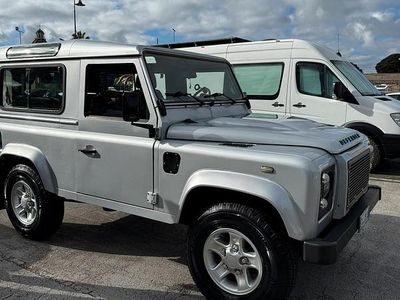 Usado Land Rover Defender 86 CV (63 kW) 2010 Gris SUV
