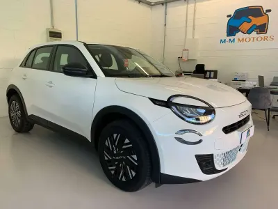 Usata Fiat 600 La Prima 135 CV (99 kW) 2025 Bianco SUV