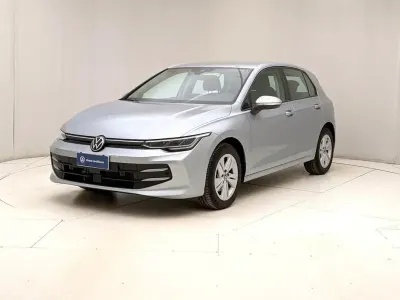 Occasion VW Golf VIII Life 116 ch (85 kW) 2025 Gris