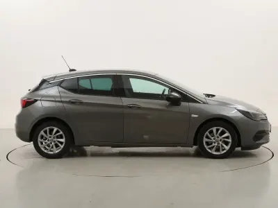 Usata Opel Astra Business Elegance 122 CV (89 kW) 2021 Grigiogrigio Berlina