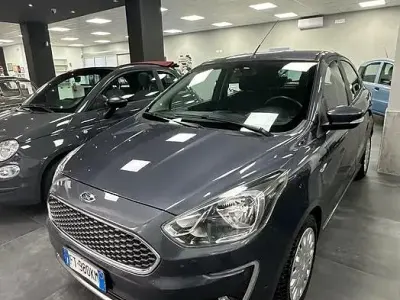 Usata Ford Ka 71 CV (52 kW) 2018 Grigio Berlina
