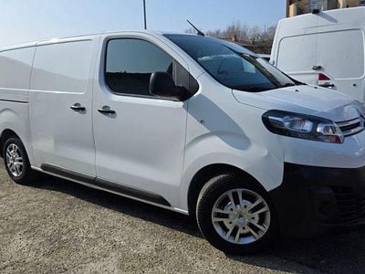 Usata Citroën e-Jumpy 100 kW (136 CV) 2022 Bianco / pastello Monovolume