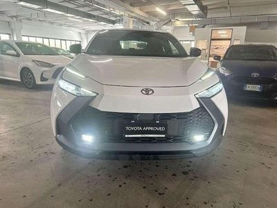 Usata Toyota C-HR Active 98 CV (72 kW) 2024 Bianco SUV