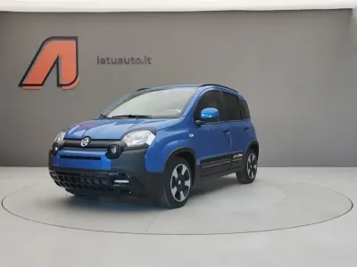 Usata Fiat Panda Cross 70 CV (51 kW) 2025 Blu italia Utilitaria