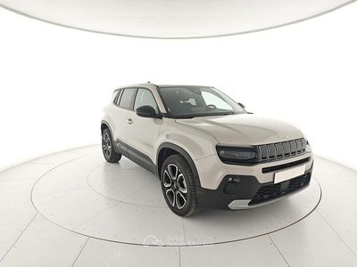 Usado Jeep Avenger Summit 101 CV (74 kW) 2025 Beige SUV