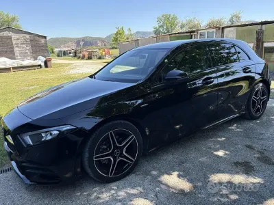Usata Mercedes 180 Premium 136 CV (100 kW) 2022 Nero Berlina