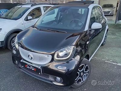 Usata Smart ForFour Prime 71 CV (52 kW) 2016 Nero Utilitaria