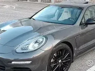 Usata Porsche Panamera Sport 250 CV (183 kW) 2014 Grigio Utilitaria