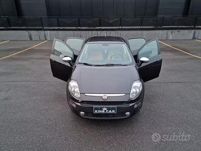 Usata Fiat Punto Evo Emotion 78 CV (57 kW) 2010 Nero Utilitaria