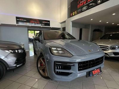 Grigio Usata 2024 Porsche Cayenne Turbo E-Hybrid SUV | 205.500 €