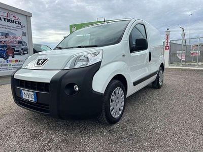 Usata Peugeot Bipper 80 CV (58 kW) 2018 Bianco Monovolume