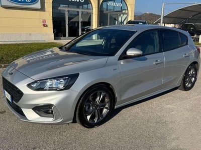 Usata Ford Focus ST-Line 125 CV (91 kW) 2021 Moondust silver Berlina