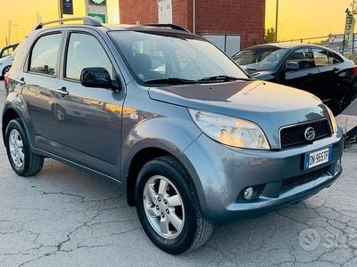 Usata Daihatsu Terios 86 CV (63 kW) 2008 Grigio SUV
