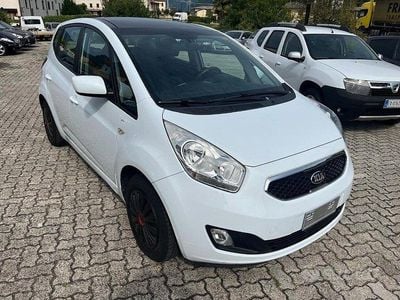 Usata Kia Venga Active 90 CV (66 kW) 2013 Bianco Utilitaria
