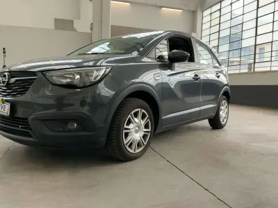 Usata Opel Crossland X 82 CV (60 kW) 2018 Grigio SUV