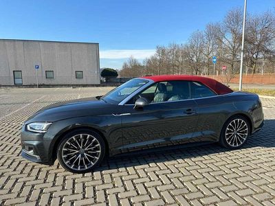 Usata Audi A5 Cabriolet Business 190 CV (139 kW) 2018 Grigio Cabrio