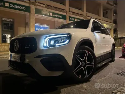 Usata Mercedes GLB200 AMG line 150 CV (110 kW) 2020 Bianco SUV