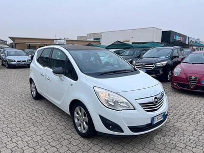 Occasion Opel Meriva Cosmo 95 ch (69 kW) 2010 Blanc Monospace