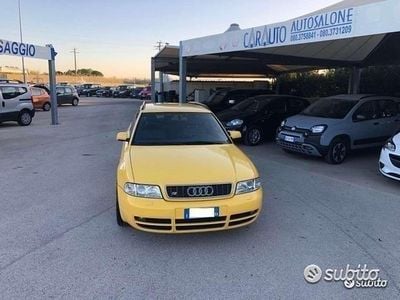 Usata Audi A4 265 CV (194 kW) 1999 Giallo Station wagon