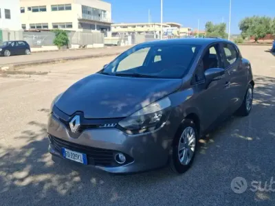 Usata Renault Clio IV 90 CV (66 kW) 2016 Grigio Berlina