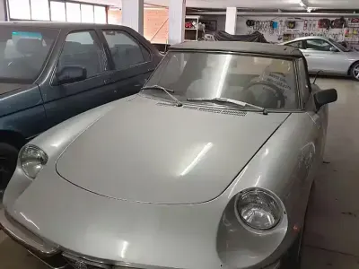 Usata Alfa Romeo Spider Veloce 73 CV (53 kW) 1970 Grigio Cabrio