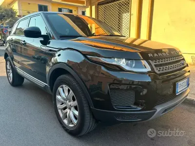 Usata Land Rover Range Rover evoque 150 CV (110 kW) 2018 Nero SUV
