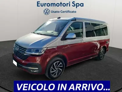 Usata VW California California 204 CV (150 kW) 2022 Rosso Furgone