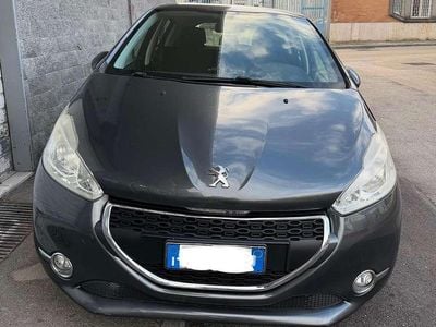Usata Peugeot 208 68 CV (50 kW) 2013 Grigio Utilitaria