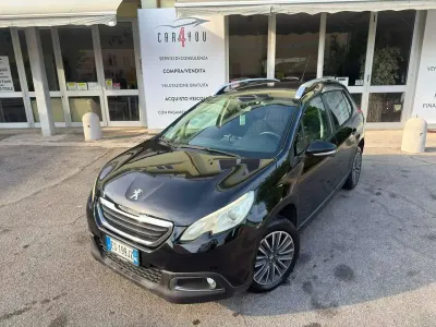 Usata Peugeot 2008 Allure 92 CV (67 kW) 2013 Nero SUV