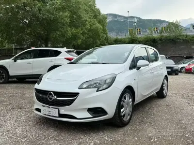Używany Opel Corsa 69 KM (50 kW) 2019 Biały Hatchback
