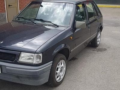 Usata Opel Corsa 45 CV (33 kW) 1991 Berlina