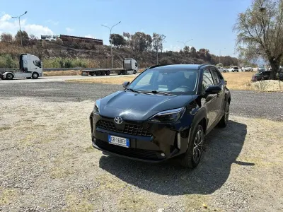 Usata Toyota Yaris Cross Lounge 92 CV (67 kW) 2023 SUV
