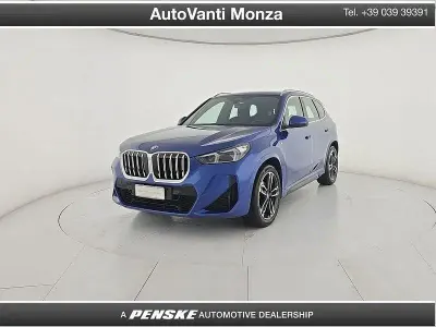 Usata BMW X1 M Sport 136 CV (100 kW) 2023 Blu/azzurro SUV