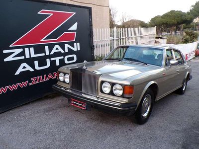 Usata Rolls Royce Silver Spirit 235 CV (172 kW) 1987 Oro Berlina