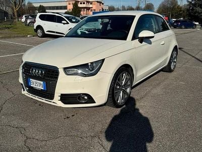 Usata Audi A1 Ambition 122 CV (89 kW) 2011 Bianco Utilitaria