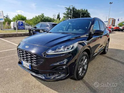 Usata Ford Kuga ST-Line 190 CV (139 kW) 2022 Nero SUV