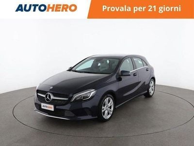 Usata Mercedes A180 109 CV (80 kW) 2017 Blu/azzurro Berlina