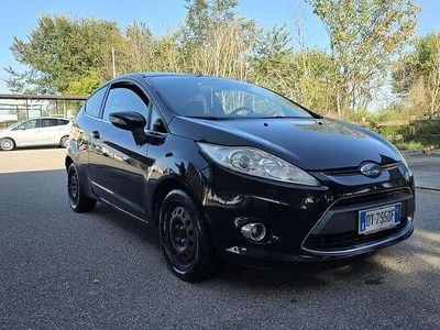Usata Ford Fiesta 90 CV (66 kW) 2009 Utilitaria