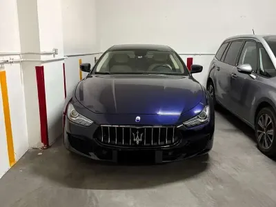 Usata Maserati Ghibli 275 CV (202 kW) 2017 Blu/azzurro Berlina