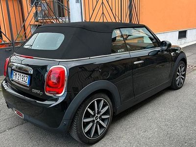 Usata Mini Cooper D Cabriolet 116 CV (85 kW) 2017 Nero Cabrio