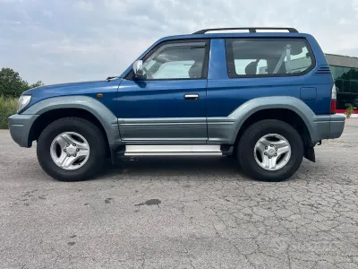 Usata Toyota Land Cruiser 163 CV (119 kW) 2000 Blu SUV