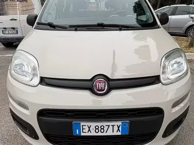 Usata Fiat Panda 85 CV (62 kW) 2015 Giallo Utilitaria