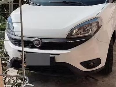 Usata Fiat Doblò 120 CV (88 kW) 2018 Bianco Monovolume