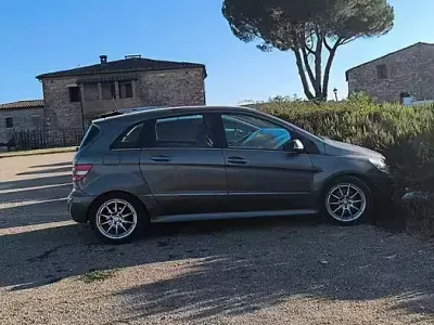 Usata Mercedes B200 136 CV (100 kW) 2011 Utilitaria