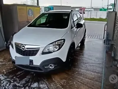 Usata Opel Mokka 140 CV (102 kW) 2013 Bianco SUV